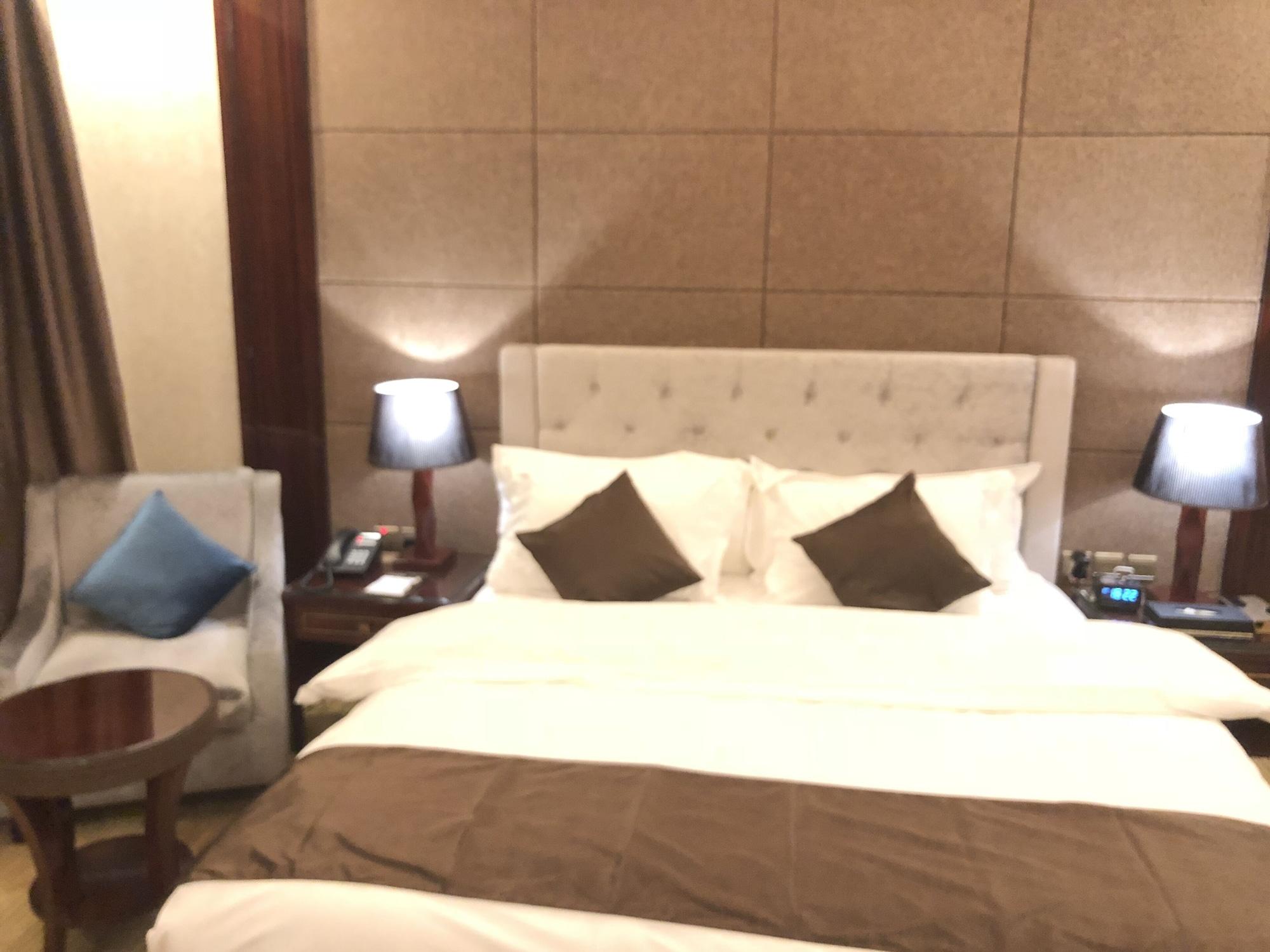 Holiday Khaleej Riyadh Bagian luar foto