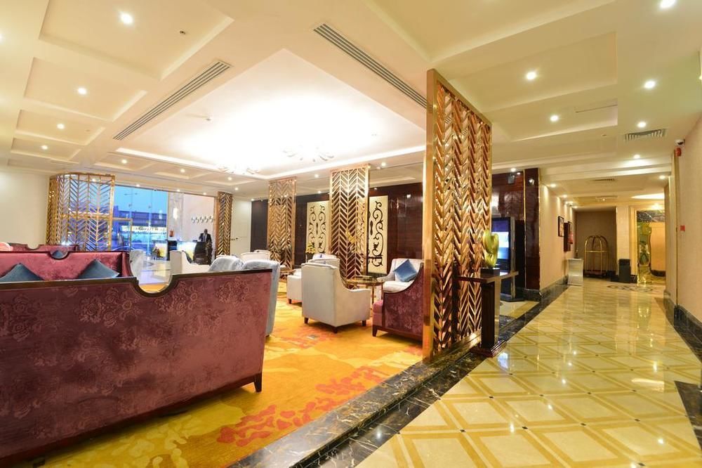 Holiday Khaleej Riyadh Bagian luar foto
